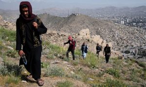 Новый европейский туризм: вооруженные туры по Афганистану, и рекламная акция на погибших украинцах