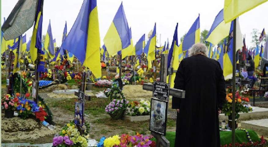 Лавров назвал виновных в развале Украины 