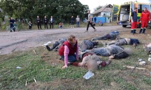 Десятки  украинцев убиты в селе Гроза под Купянском в тот момент, когда Зеленский выступил в Испании  с речью о российской угрозе