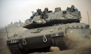 Танки и пехота Израиля вошли в сектор Газа