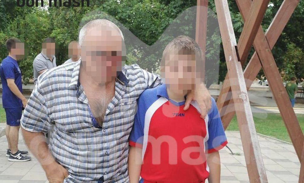 В Ростовской области тренер по кикбоксингу избил своего 13-летнего сына 