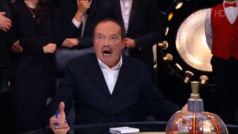 «Это несправедливо!»: звездный участник со скандалом покинул игру «Что? Где? Когда?» и обвинил ведущего «Это несправедливо!»: звездный участник со скандалом покинул игру «Что? Где? Когда?» и обвинил ведущего