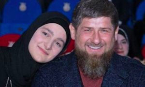 Не смог отказать.   Глава Чечни Рамзан Кадыров «поддержал предложение» назначить свою дочь вице-премьером