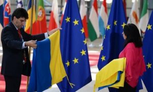 «Лавочка закрывается». ЕС урезает содержание Украины