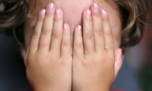 В Ленобласти сторож-педофил детсада насиловал детей и снимал с ними порно