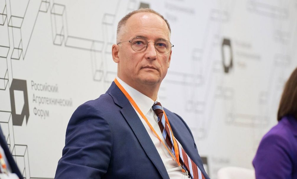 Лидер ПАРТИИ ДЕЛА Константин Бабкин предложил меры поддержки отечественного сельхозмашиностроения Лидер ПАРТИИ ДЕЛА Константин Бабкин предложил меры поддержки отечественного сельхозмашиностроения
