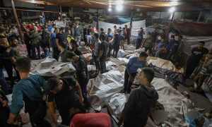 Число жертв удара по больнице в секторе Газа увеличилось до 800