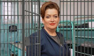 Суд отказался выпустить подругу губернатора Василия Голубева Татьяну Быковскую из СИЗО