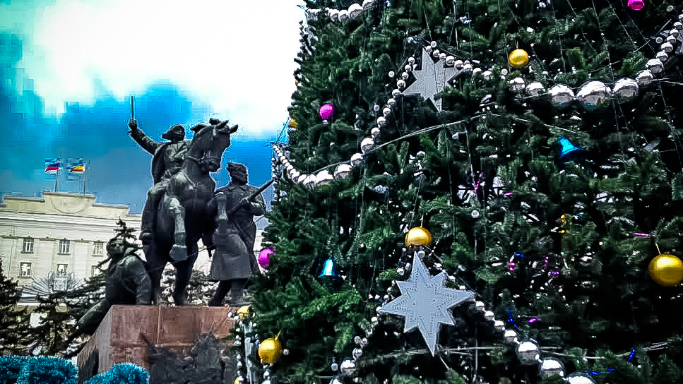 Миллионы на праздник: города России готовятся к Новому году