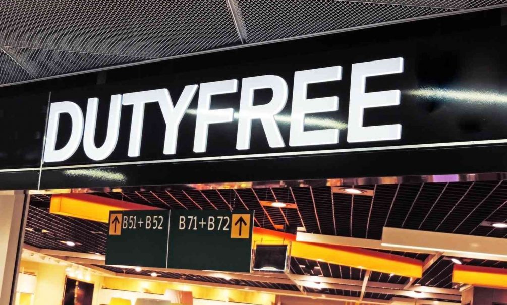 В магазинах Duty Free могут разрешить продажу алкоголя на внутренних рейсах 