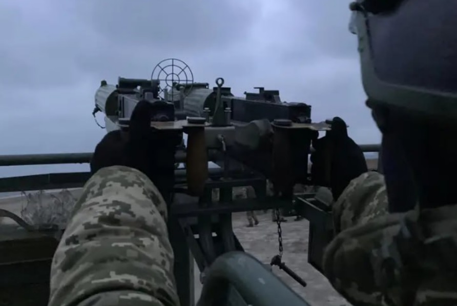ВСУ высмеяли за использование пулеметов Максим и «Запорожцев» 