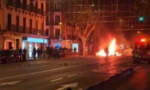 Тысячи протестующих, беспорядки и аресты: что происходит в Испании