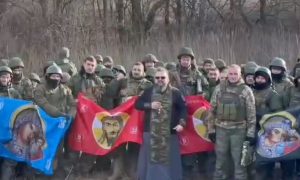 «Победа будет за нами»: лисичанская казачья бригада поздравила российских бойцов с Новым годом и Рождеством