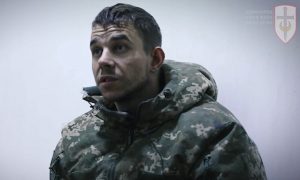 «Отрезают яйца, уши, вырывают ногти»: боевик раскрыл правду о жутких пытках, применяемых «Азовом»