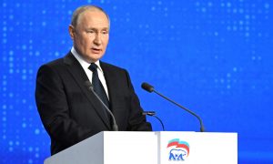 Путин: Россия не может в обмен на колбасу отдать свой суверенитет