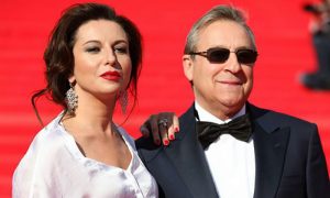 Проект «Пятая колонна»: пошла в папу – дочь Хазанова расскажет европейцам «страшную правду о России»