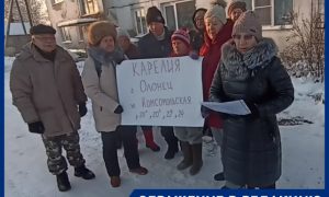 «Десять лет нас футболят по кругу»: жители города в Карелии обратились к президенту из-за отсутствия центрального водоотведения