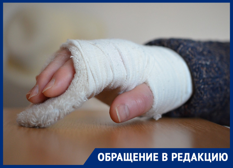 «Что, если не халатность?»: в Самарской области 2-летний ребенок две недели ходил со сломанной рукой из-за неверного диагноза 