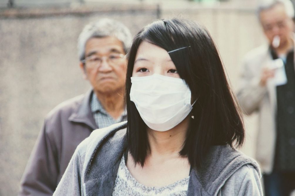 Атипичная пневмония вышла за пределы Китая, болезнь нашли в других странах
