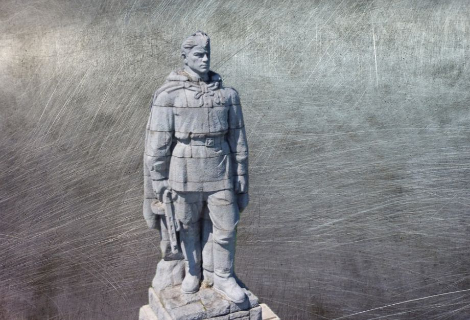 Европейские варвары: в Болгарии хотят снести легендарного «Алёшу»