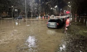 Зловонный каток: Киев утопает в нечистотах