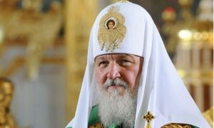 Патриарх Кирилл призвал обучать детей мигрантов православию