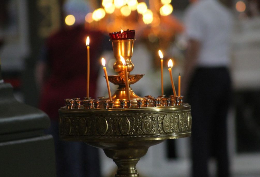 Что делать, если вам подарили свечи из Иерусалима? Можно ли с их помощью освятить дом?