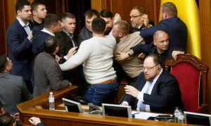Лишние: в Верховной раде Украины выступили за мобилизацию депутатов, но есть нюанс