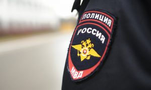 На Урале полицейские повязали пнувшего с разбега одноклассницу школьника