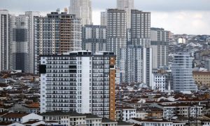 Спрос падает, цены растут: эксперты предрекли крах рынка жилья в России