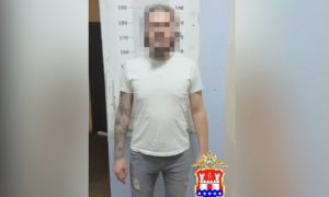 «Жарили маршмеллоу и прыгали через Вечный огонь»: в Калининграде пьяная пара надругалась над братской могилой