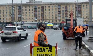 Не дураки: руководство Харькова экстренно ремонтирует дорогу, готовясь к побегу из города