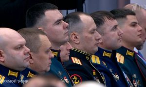 Путин объявил о запуске кадровой программы «Время героев» для участников СВО