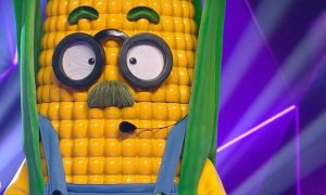 Кто скрывался в костюме Кукурузы в шоу «Маска»: все версии жюри оказались мимо
