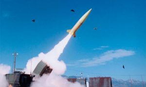 Наскребли: США отправят Украине дальнобойные ракеты, способные долететь до России
