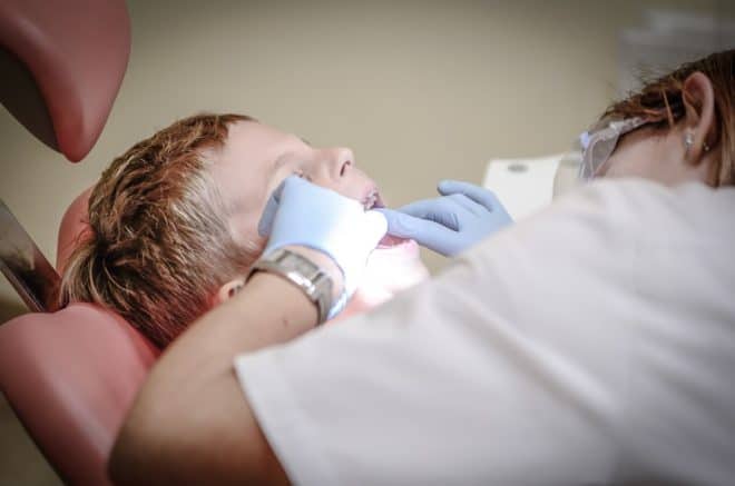 Шестилетняя девочка умерла во время приема у стоматолога в Ленобласти 