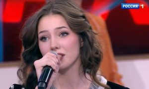 Пять лет без Юлии Началовой: дочь певицы довела зрителей до слёз в шоу Малахова