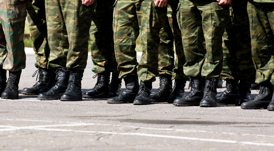 Путин подписал указ о весеннем призыве в армию: сколько мужчин получат повестки и будут ли срочники участвовать в СВО 