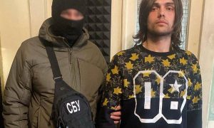 «Слава России, ВСУ - геи»: в Киеве блогер в извращённой форме глумился над украинскими националистами