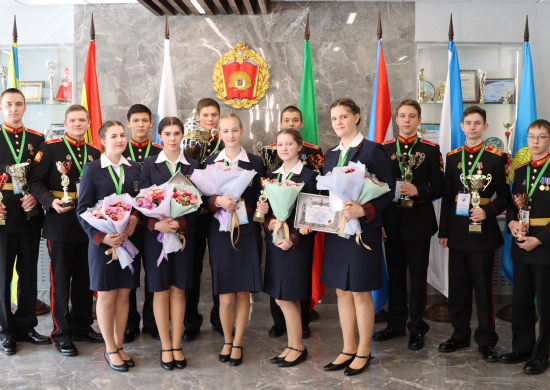 В Казанском суворовском училище наградили победителей международной олимпиады по физике 
