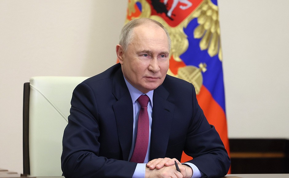 «В одну калитку»: Путин побеждает на выборах президента РФ с результатом 88% голосов 