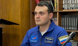 Российскому космонавту в Армении показали проект симуляции жизни на Марсе