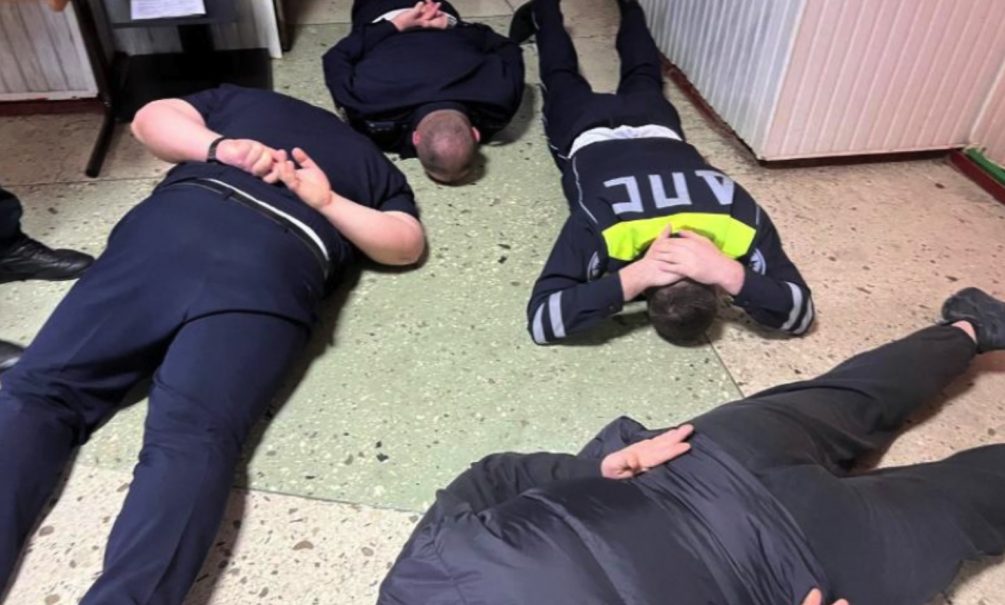 «Закон кармы»: спецназ накрыл пункт сдачи экзамена ГИБДД в Ростовской области 