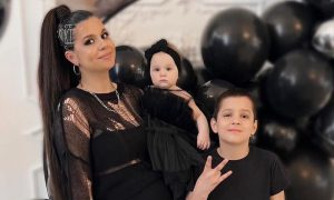 Запутала всех: Алиана Устиненко узнала пол третьего ребенка на гендер-пати