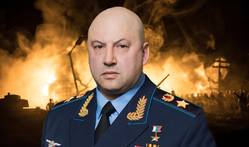 Вместо Тимура Иванова - генерал Армагеддон: о возвращении Суровикина из Африки сообщает ряд ресурсов 