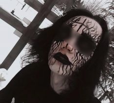 школьница на вписке Школьник-сатанист ранил ножом двух девушек на вписке в Петрозаводске -  БлокнотРУ - Новости России и мира сегодня. Новости мира. Блокнот новости  мира и России сегодня. Новости России и мира. Новости. Новости сегодня.