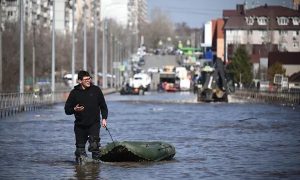 Вода продолжает прибывать: уровень Урала в Оренбурге вырос до 12 метров