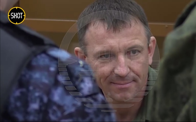 «Большие начальники давят на судью»: военкоры обвинили суд в предвзятости к генералу Попову 
