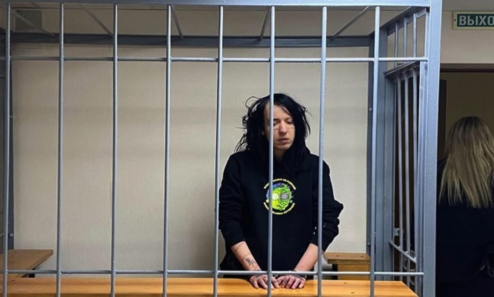 «Купить закуски и порезать»: в Самаре студент с пентаграммой на лбу раскромсал выпускницу 