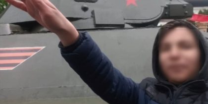 «Мы будем всегда тебя помнить и рисовать свастику»: самарского школьника поместили в ЦВСНП за обращение к Гитлеру